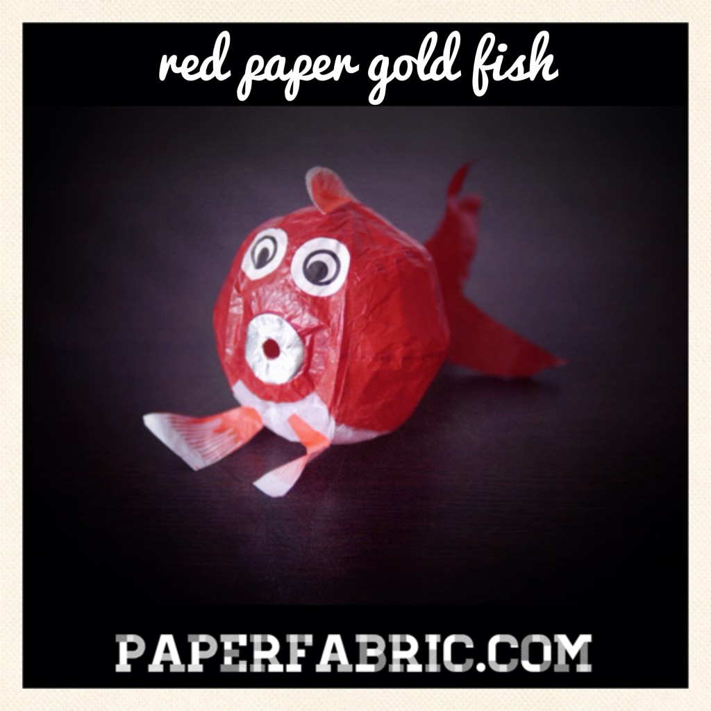 B Red Gold Fish Paper Balloon